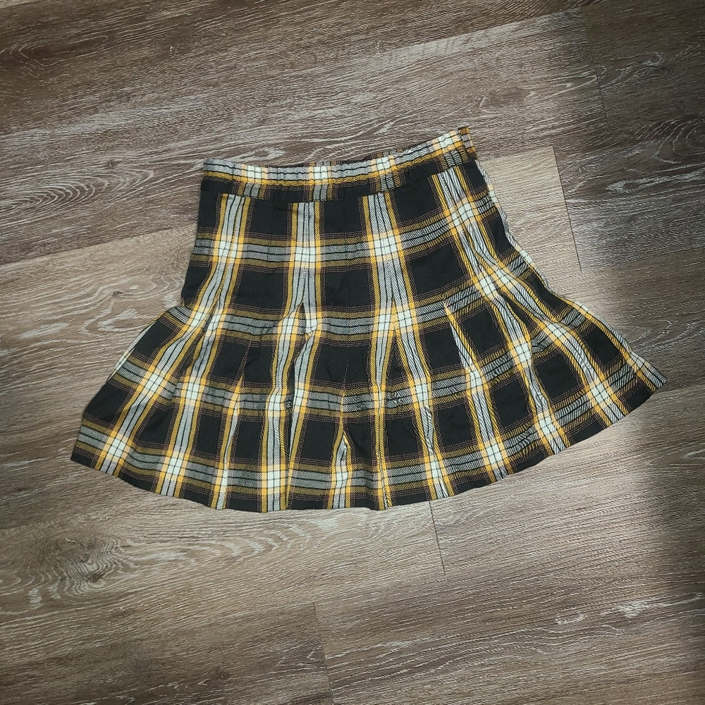 Ardene Black and Yellow Plaid Skater Skirt